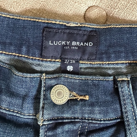 Like New Lucky Brand Jean Shorts Size 26 - Picture 3 of 3